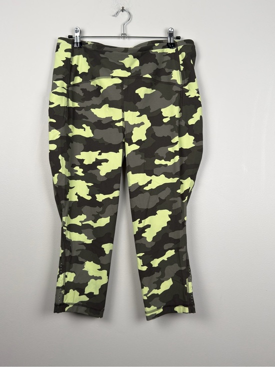 lululemon athletica Pants - Lululemon Swift Speed High-Rise Crop 21 Camo Leggings Size 14